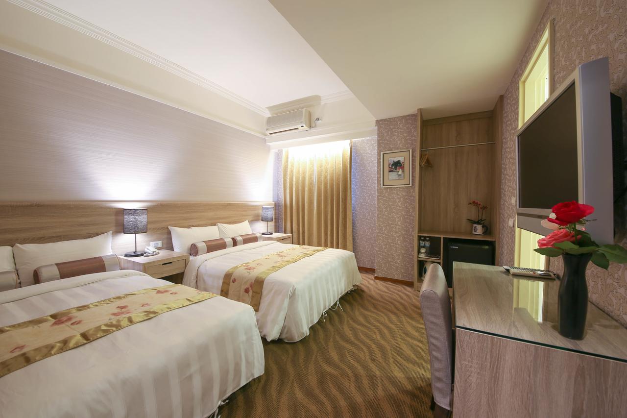Unique Hotel Хуалянь Екстер'єр фото